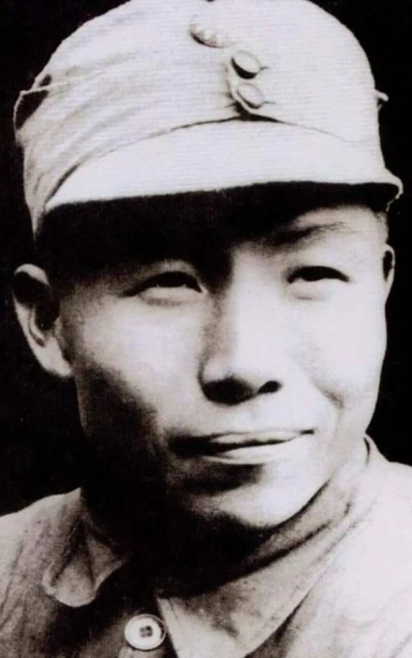 皖南事变后，他安全转移9000多人，率部打出新四军空前一战